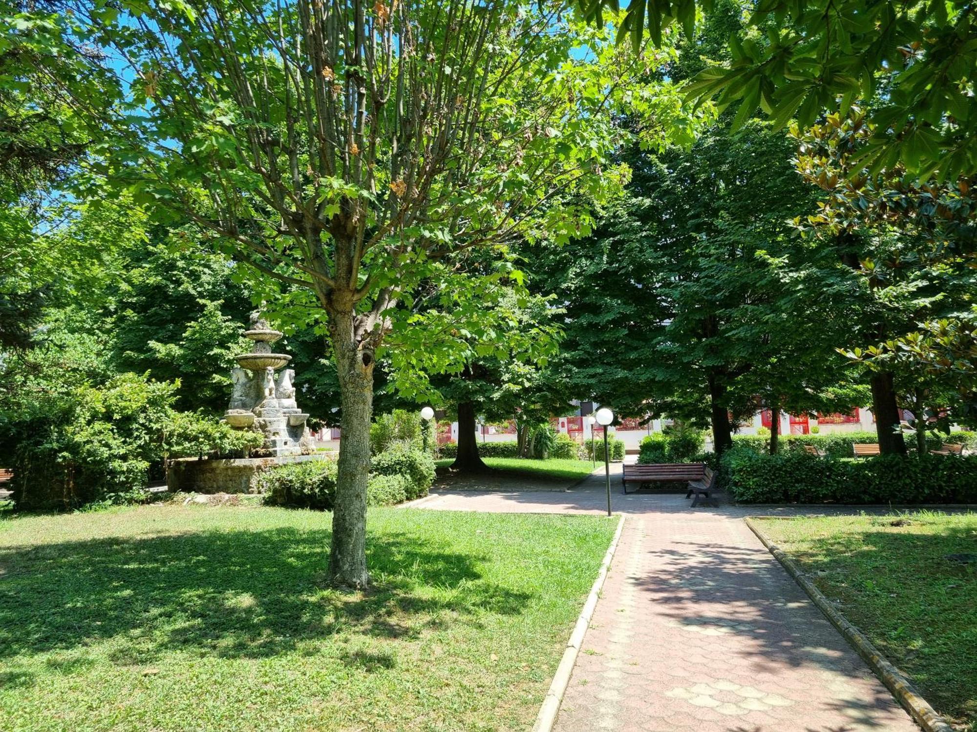 Intero Appartamento Con Giardino E Parcheggio 로마 외부 사진